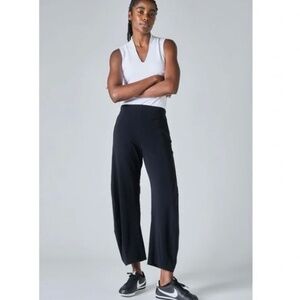 Ruti On the Loose Work Pants - Size 10